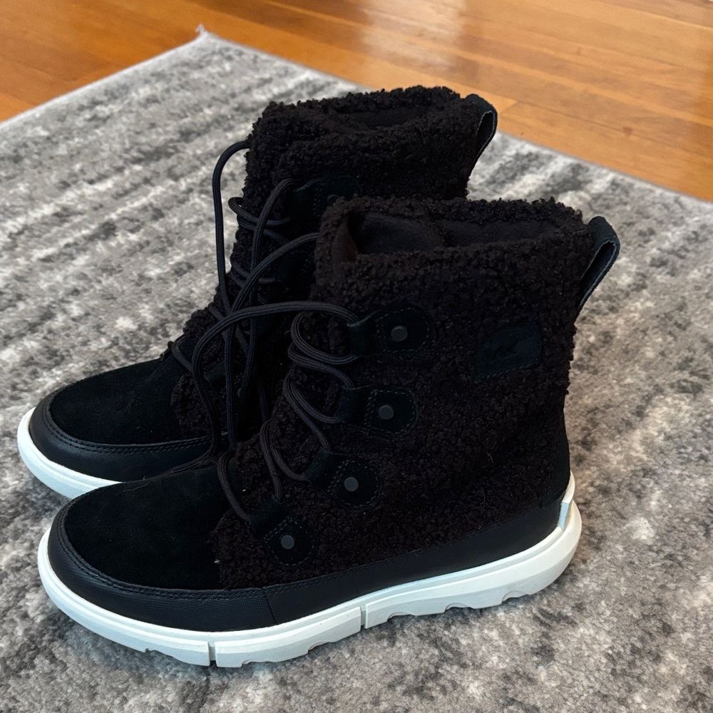 Black Sorel Boots